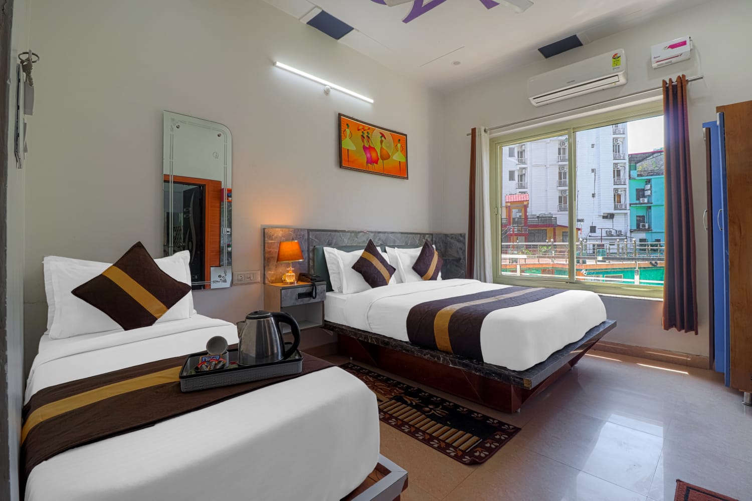 hotel Near Maclodganj