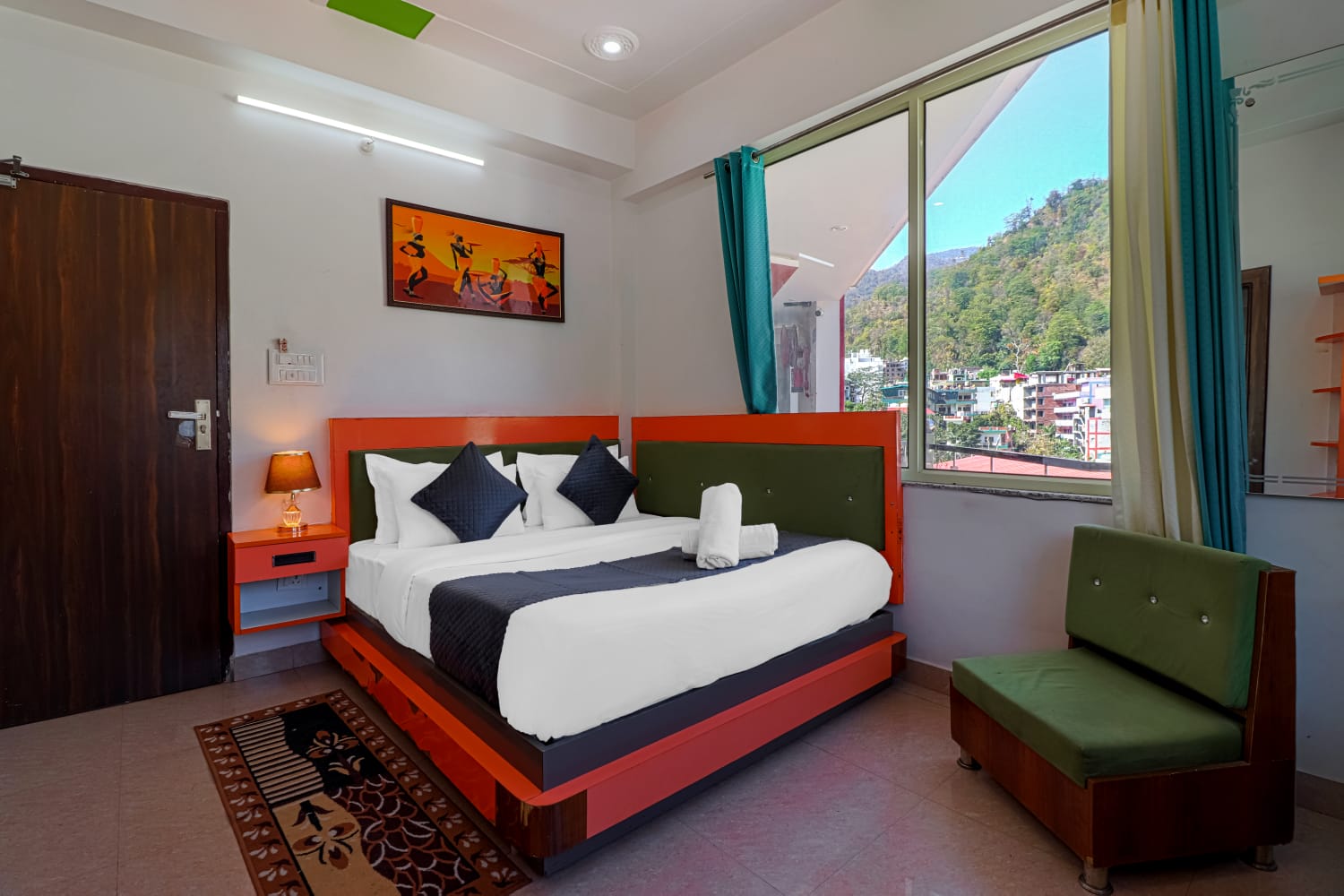 hotel Near Maclodganj