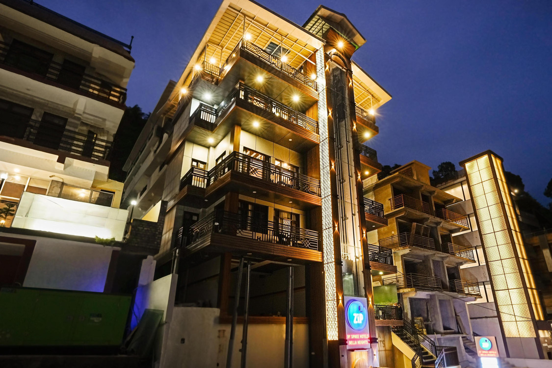 luxury hotel management company in pan india