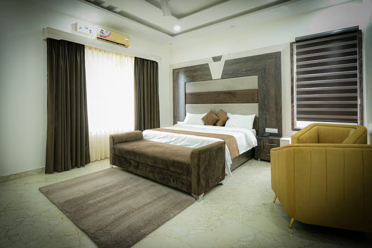 Deh-Bedroom-1